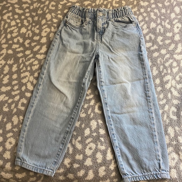 Cat & Jack paper bag waist jeans  Size 5 - Picture 1 of 3